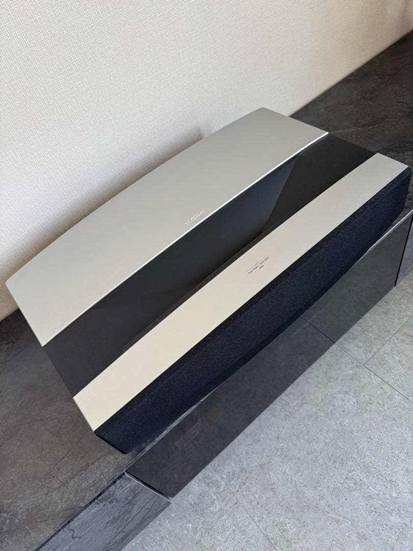 XGIMI AURA 4Kプロジェクター本体