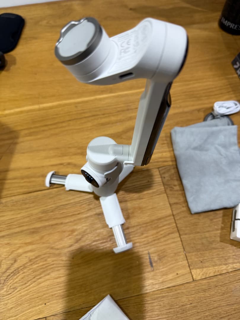 Insta360 Flow　Magsafe アダプタ付き