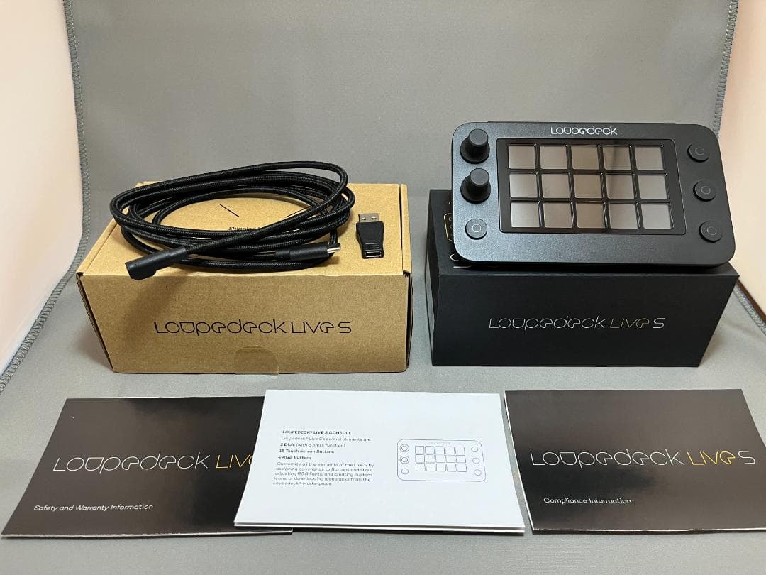 Loupedeck Live S 左手デバイス