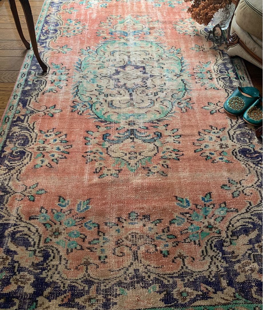 超大判　コーラルピンク244×132 インディゴブルー　トルコヴィンテージラグ