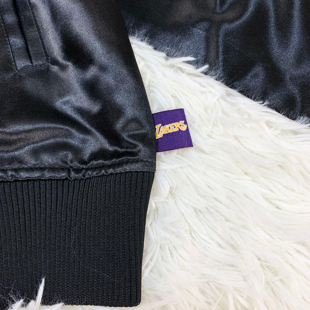 【良品】ミッチェルアンドネス スタジャン　黒　LAKERS XXLサイズ