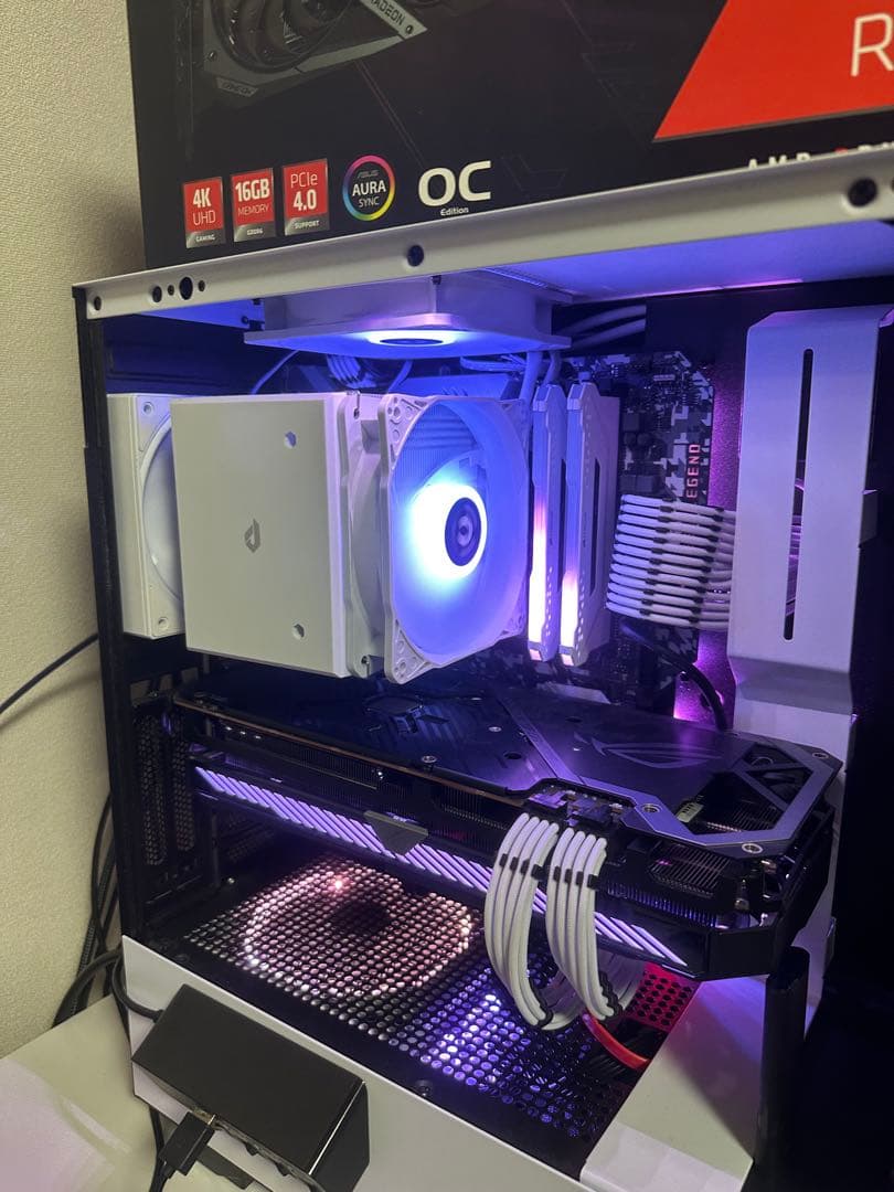 グラフィックボード・グラボ・ビデオカード AMD Radeon RX 6800 ROG STRIX GAMING OC