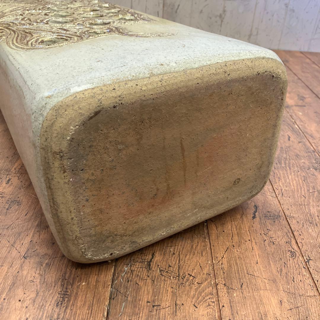 アンティーク モダン 銘入 陶器製 透かし彫り 傘立て 蝶々 玄関 収納