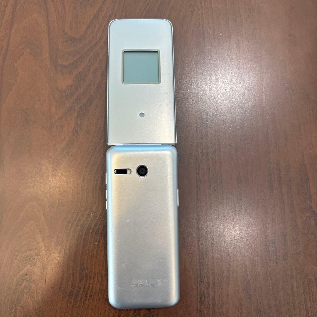 【動作品】かんたんケータイ ライト KYF43 シャンパンゴールド