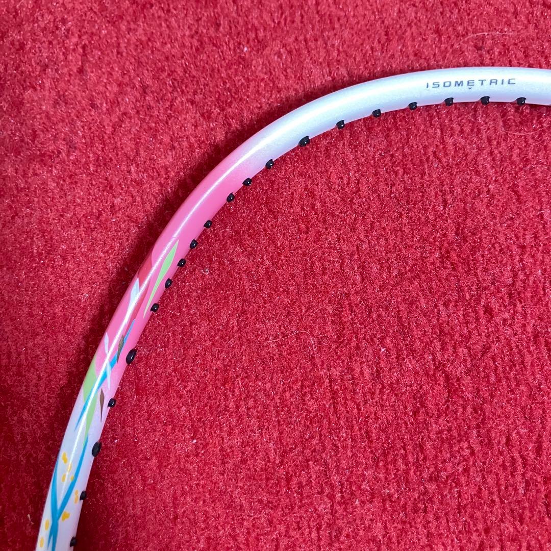 【美品】ヨネックス バドミントンラケット NANOFLARE70