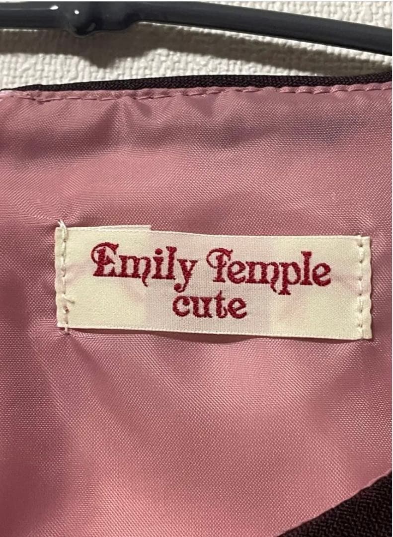 エミリーテンプルキュート　プードル柄　ワンピース