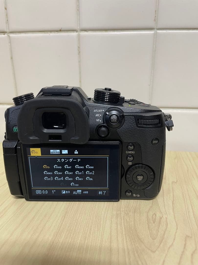 ★LUMIX GH5 レンズキット★　デジタルカメラ