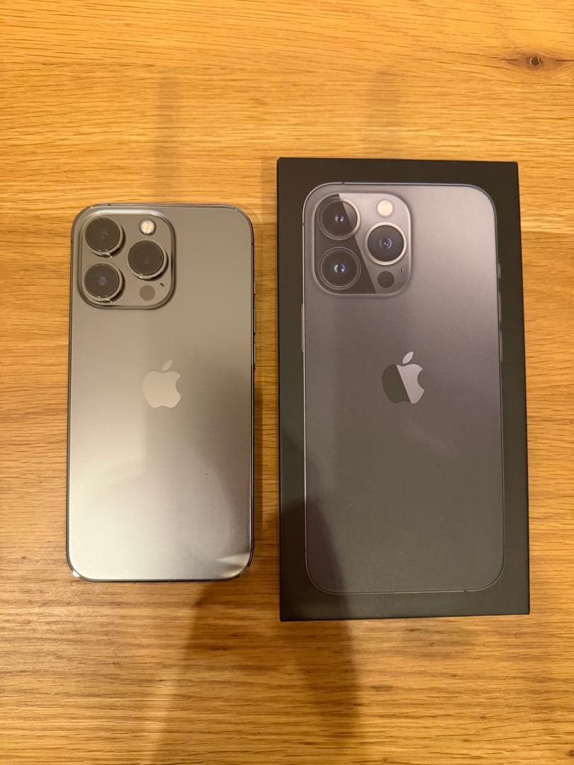 Apple iPhone 13 Pro 256GB グラファイト 本体