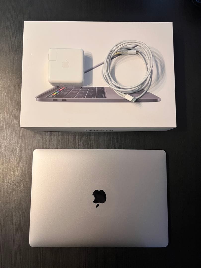 【美品】MacBook pro 2019 256GB 充電ケーブル、箱付き