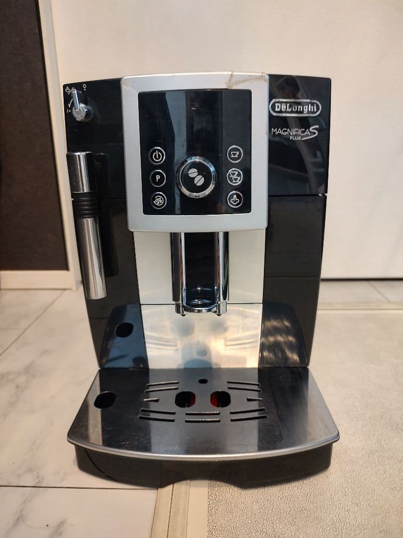 ジャンク品　デロンギ　エスプレッソマシン　マグニフィカS　ECAM23210