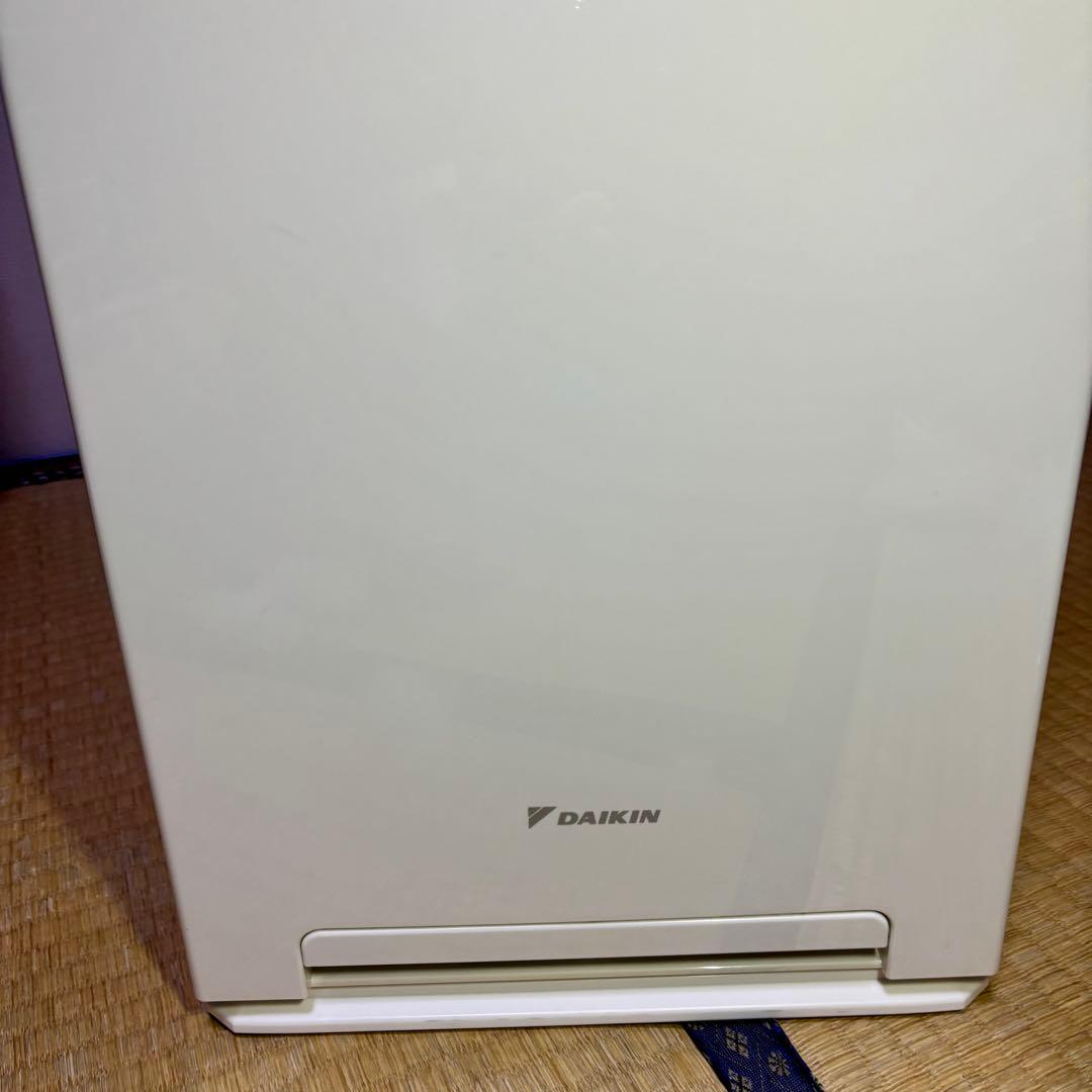 リモコン付 ダイキン 加湿空気清浄機　MCK55X-W 空気清浄機 2021年製