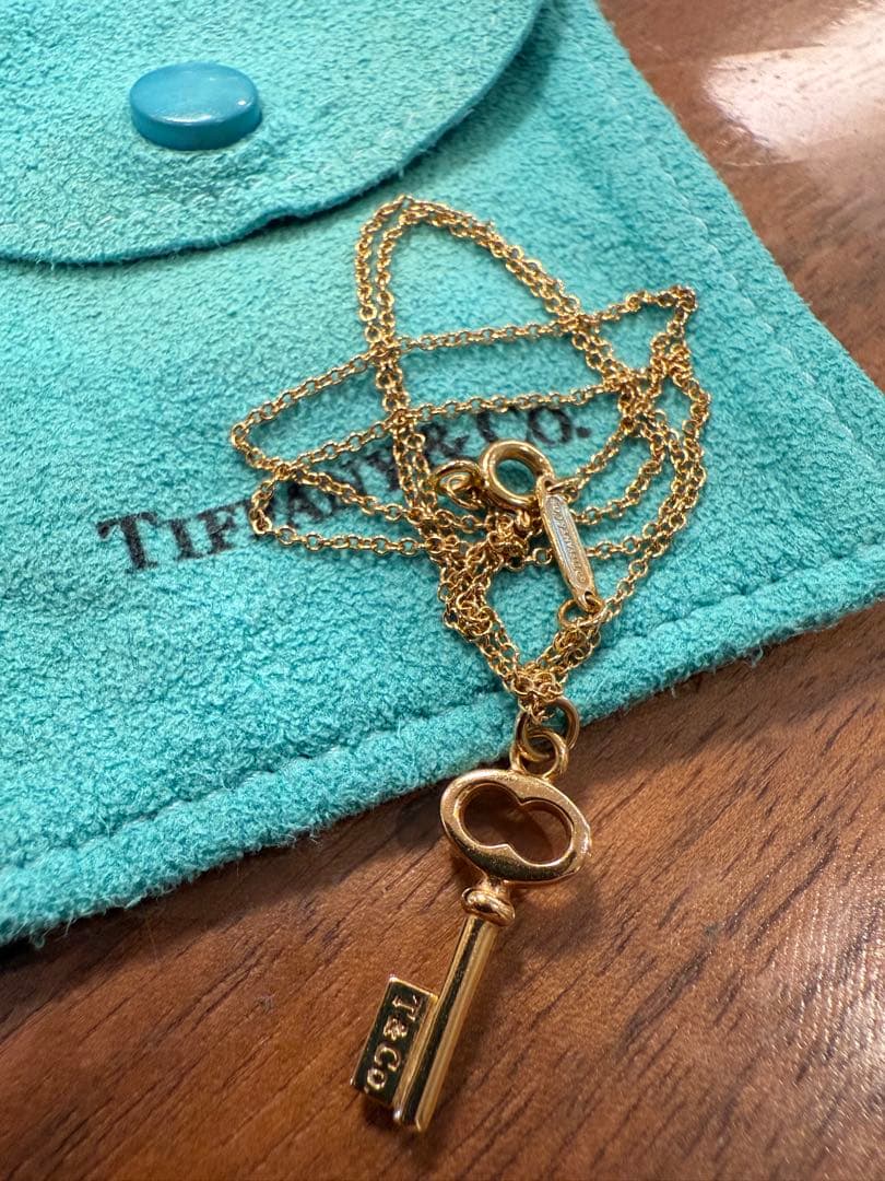 ピ*ュ様 Tiffany & Co. ネックレス18K ヴィンテージオーバルキー