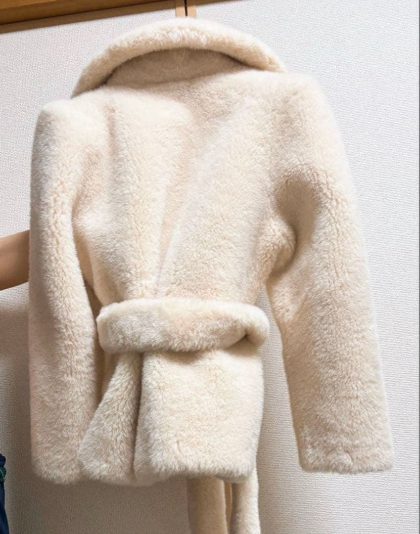 タイムセール★ZARA フェイクファーコート Sサイズ