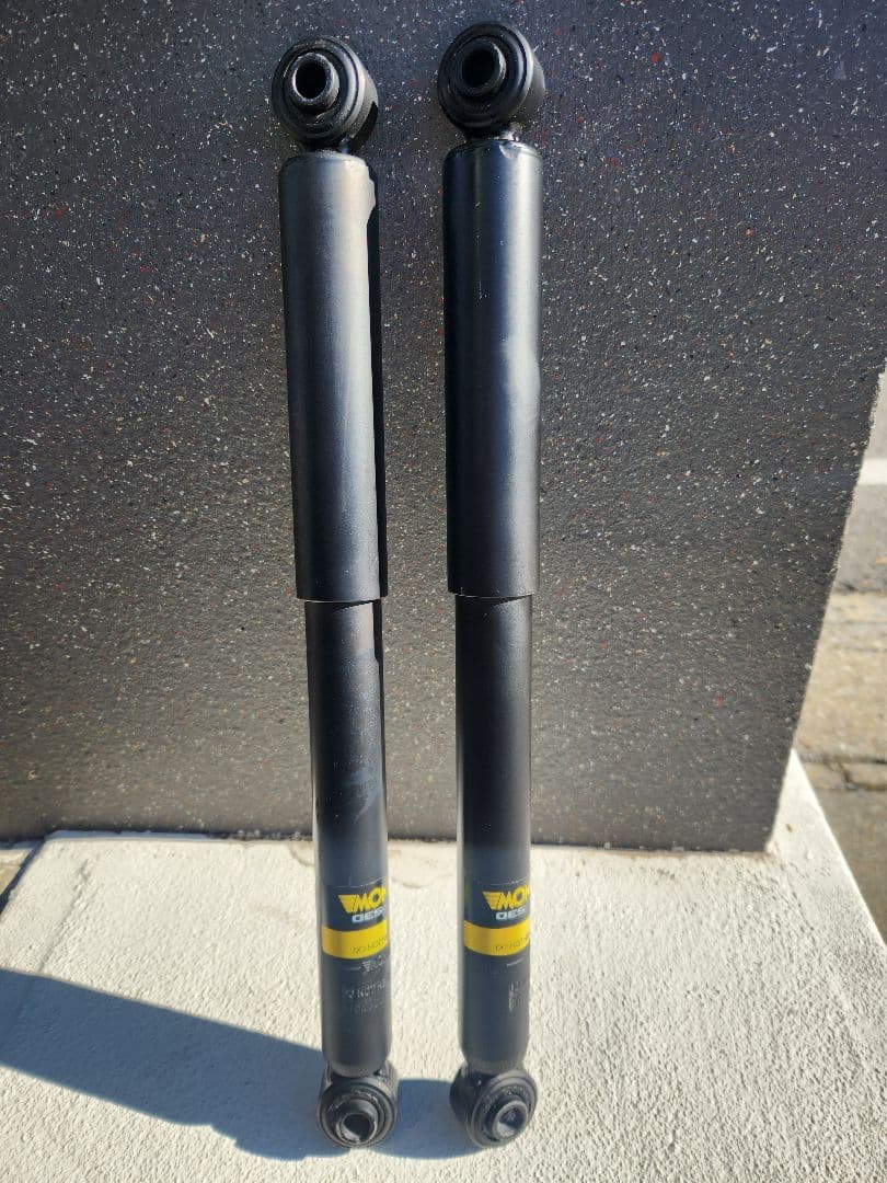 MONROE モンロー ショックアブソーバー 2本セット　da17v エブリィ