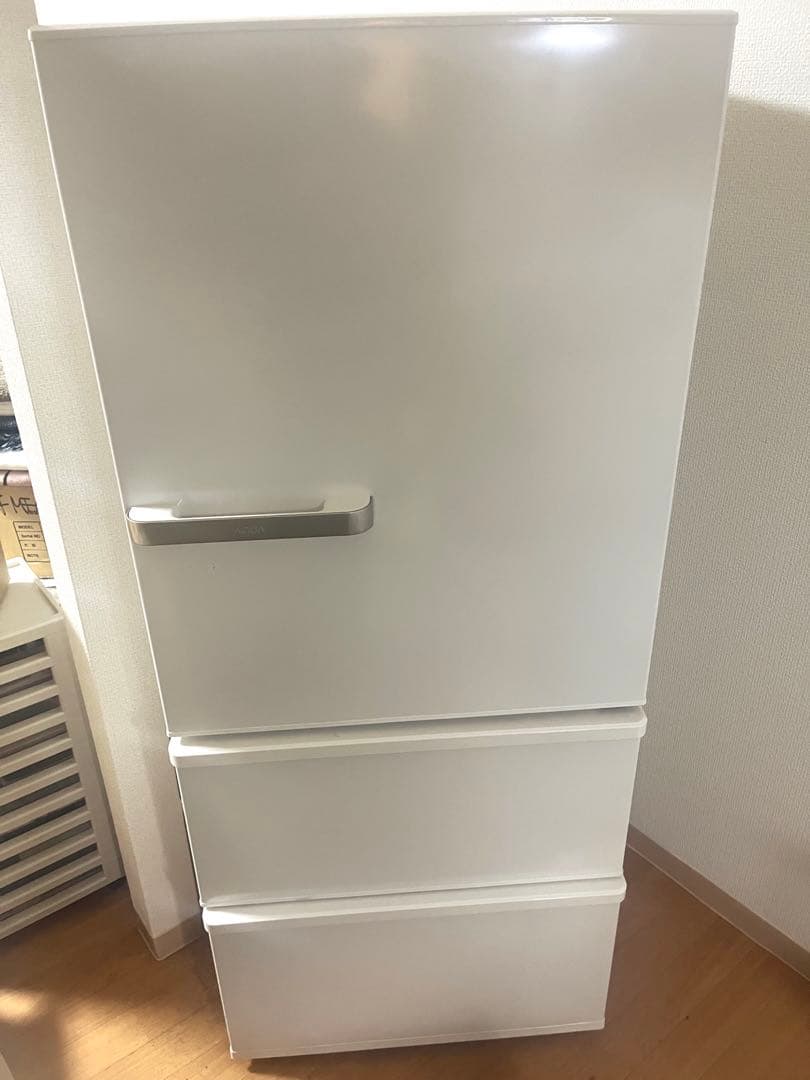 2021年製　アクア冷蔵庫　AQR-27K(W)