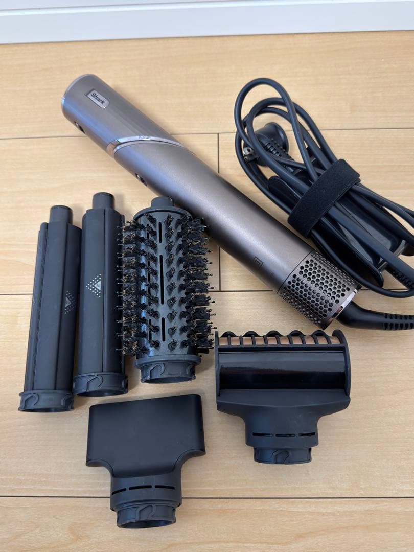 【ほぼ未使用】Shark ドライヤー