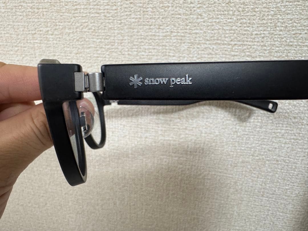 可視光調光レンズ 丸型サングラス