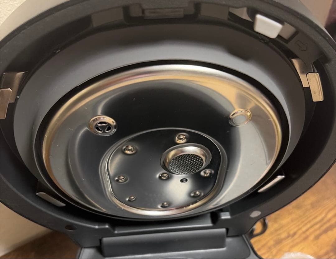 パナソニック　Panasonic　Bistro SR-W10BB-K 24年製