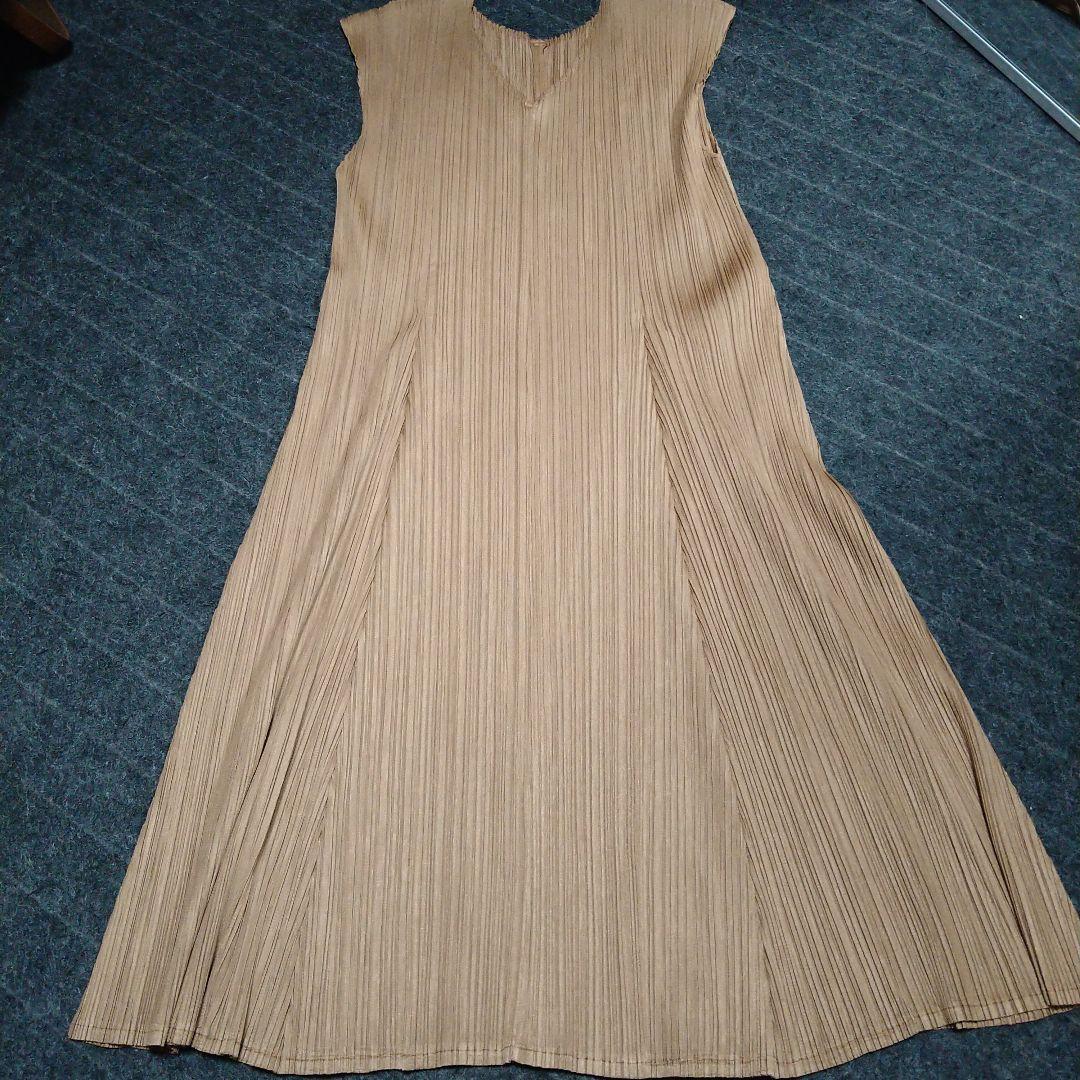 プリーツプリーズキャメルワンピ風チュニックサイズ3