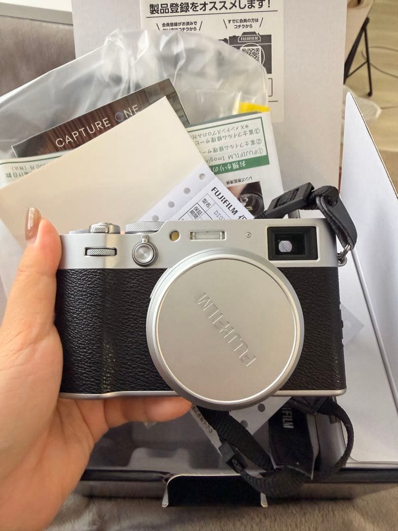 FUJIFILM X100VI シルバー