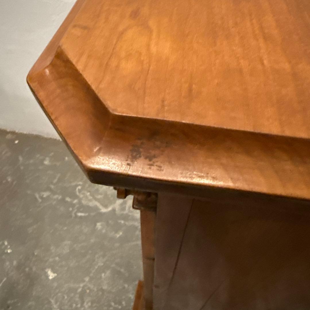 年末年始saleヴィンテージ　木製サイドテーブル　引き出し／扉収納付き