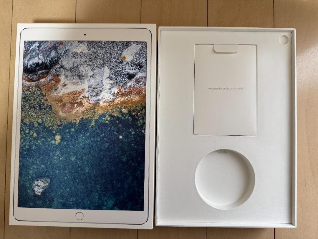 iPad Pro 10.5インチ キーボードカバー・Apple Pencil付