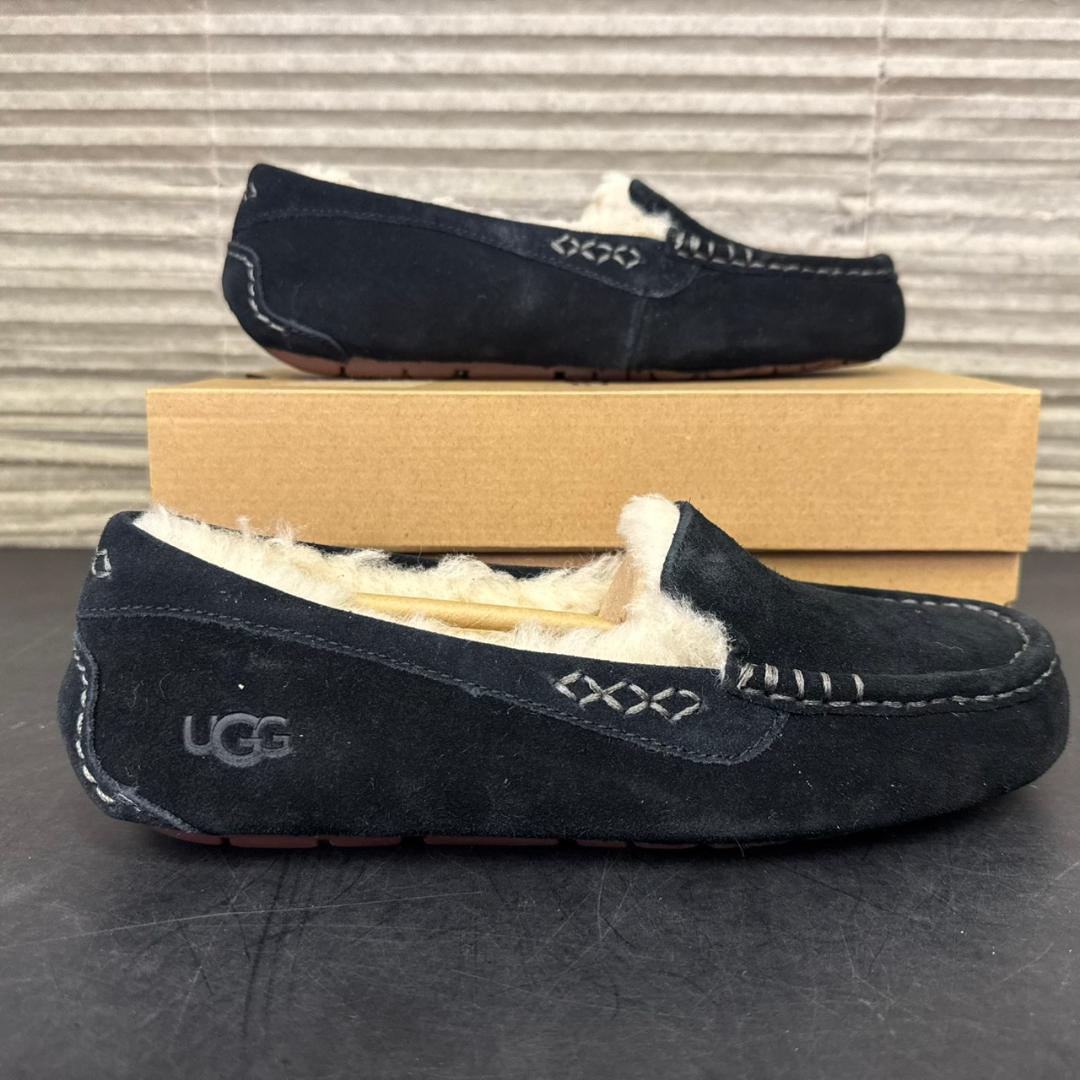 ☆未使用　UGG　モカシン　アンスレー　24㎝　黒　Ansley　1106878