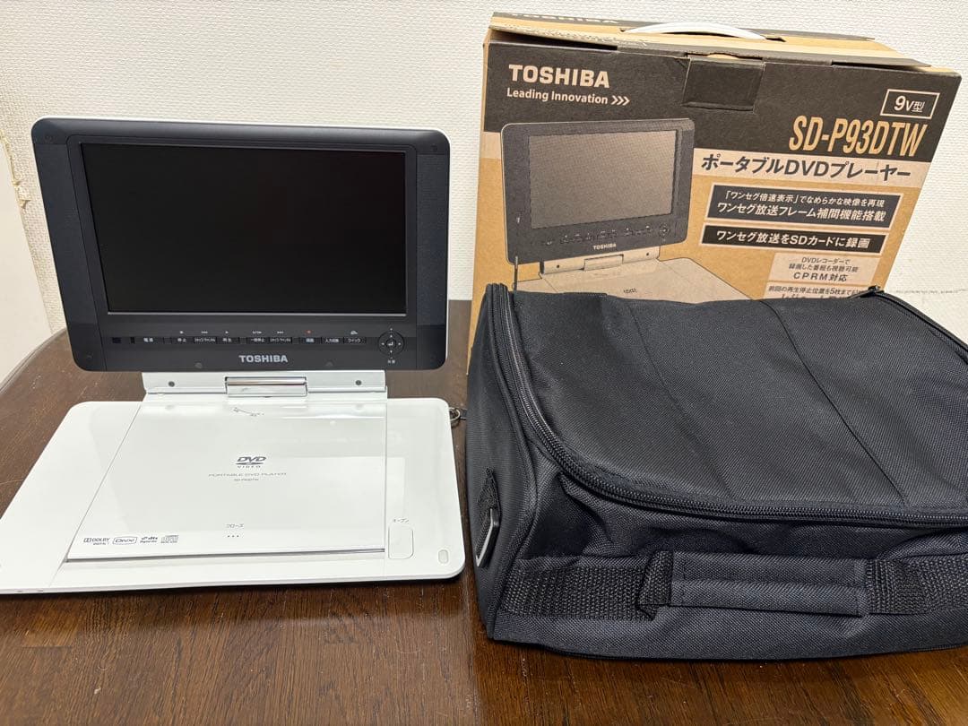 TOSHIBA ポータブルDVD(録画付き)プレーヤーSDーP93DTW