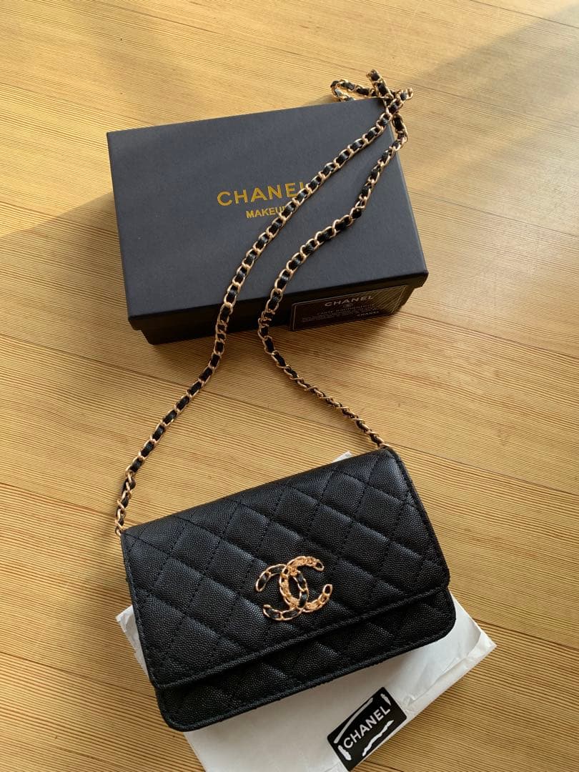 ミルク•*¨*•.¸新品未使用 ショルダーバッグ シャネルロゴCHANEL