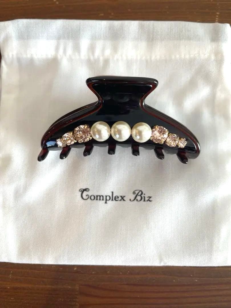 Complex Biz パール付きヘアクリップ