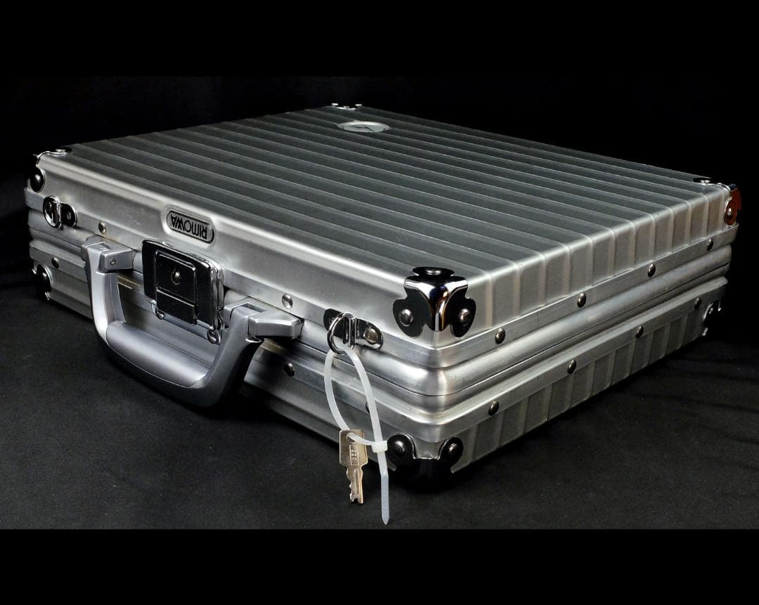 リモワ918.25『ルフトハンザ』ALUスリム『ピッコロ』スクエアケース 激レア