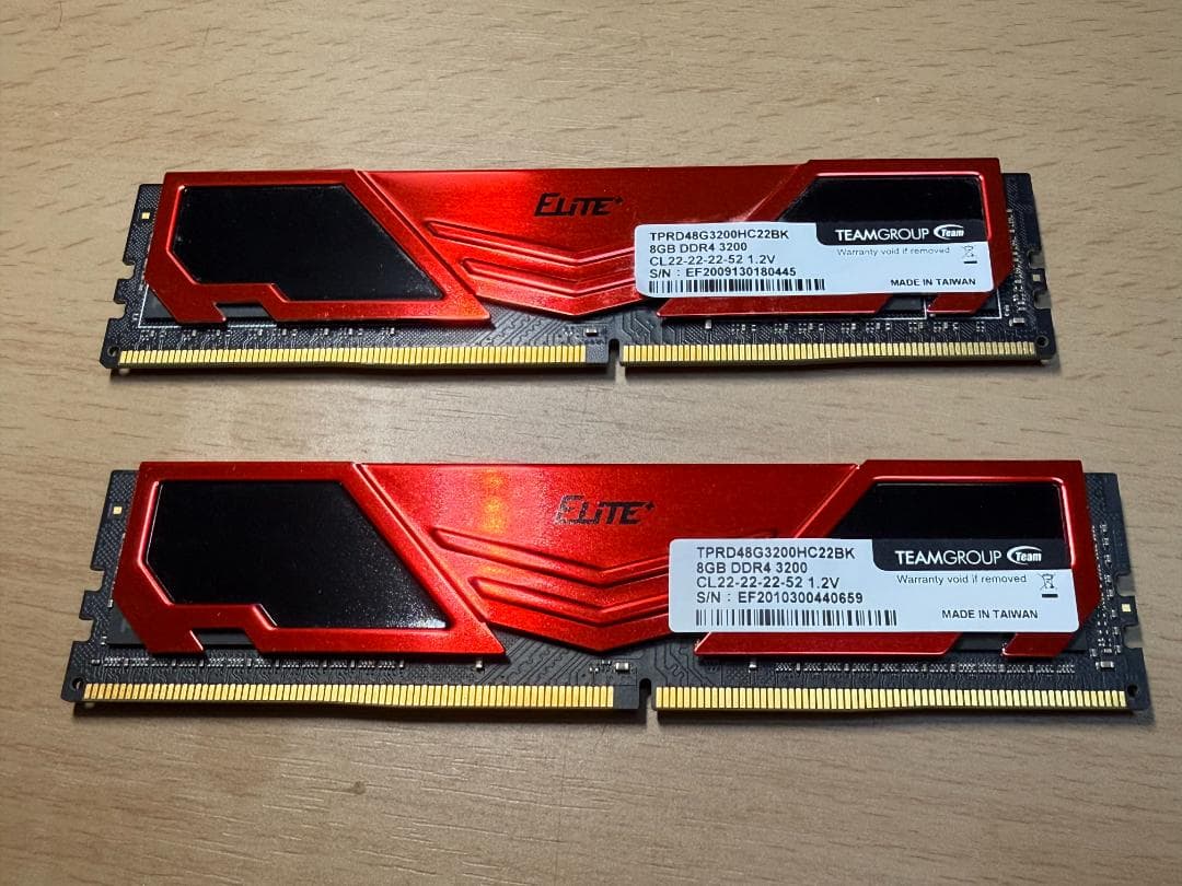 メモリー TEAMGROUP ELITE DDR4 8GB 3200MHz