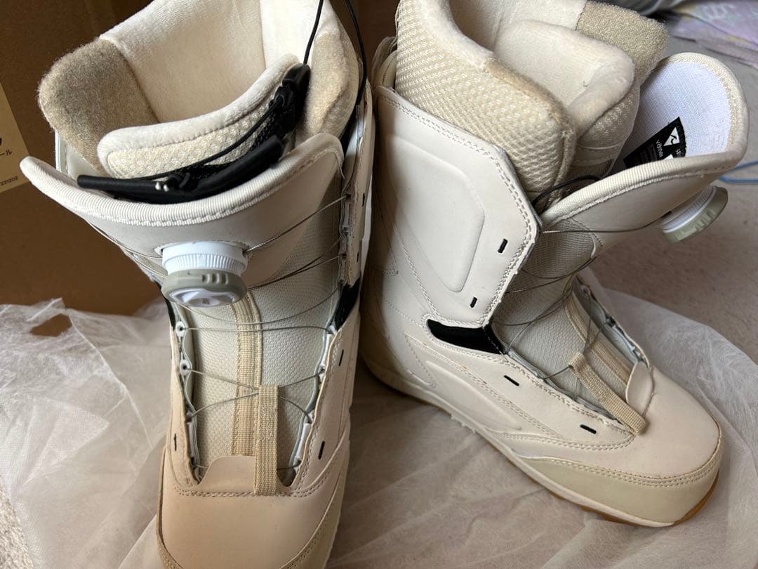 スノーボードブーツ 24.5㎝