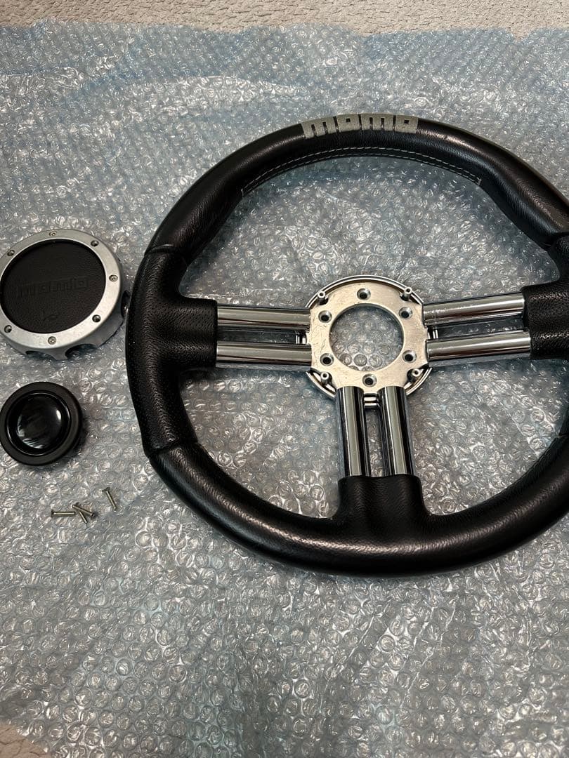 momo V6 ステアリング 348mm Z12ボス付き