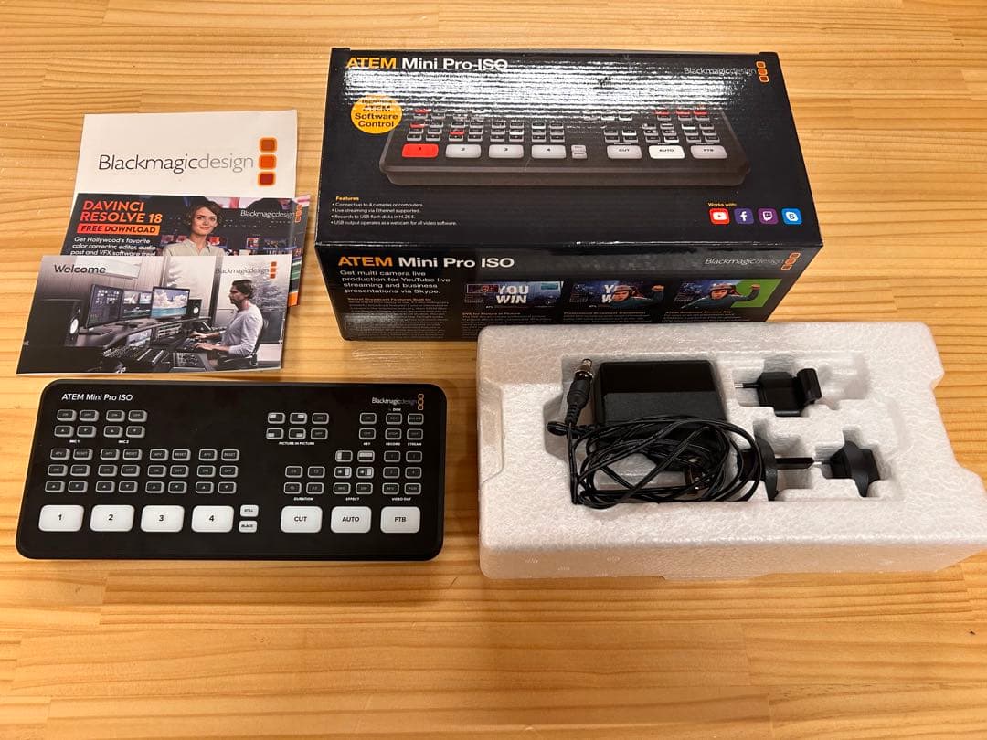 ATEM Mini Pro ISO スイッチャー　配信　プレゼン　イベント