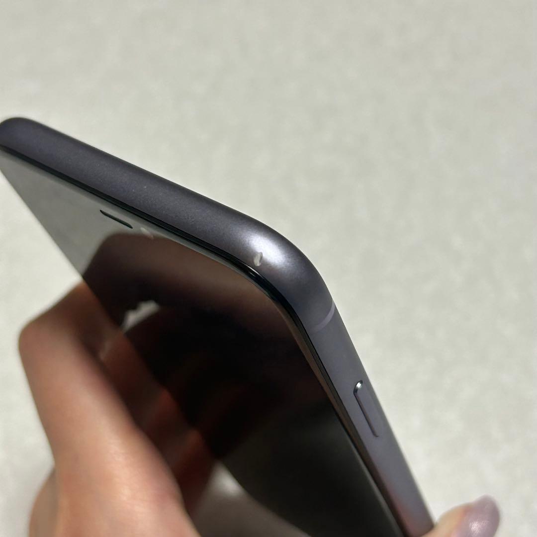 【本体のみ】Apple iPhone 11 64GB　パープル