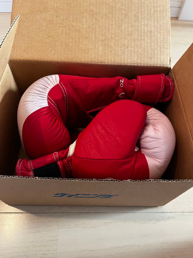 Winning ボクシンググローブ 10oz 赤/白(本革/レア)