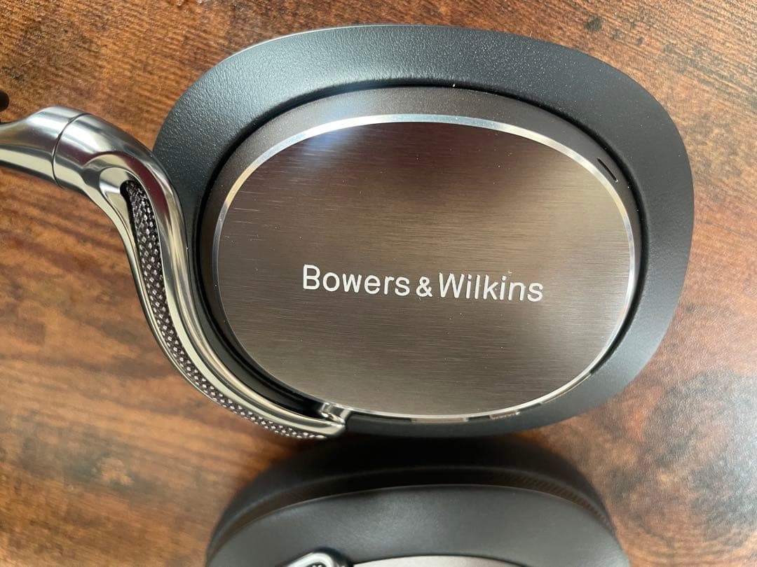 美品！Bowers & Wilkins Px8 S2