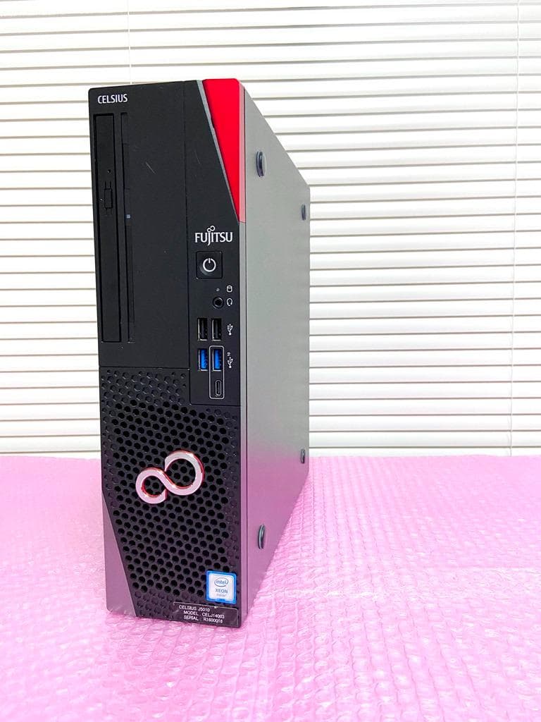 富士通 J5010 32GB SSD512G NVMe 第10世代 Quadro