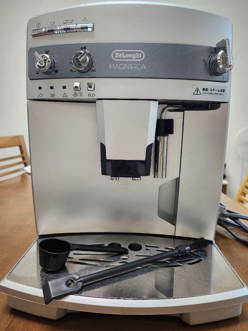 デロンギ ESAM03110 全自動コーヒーメーカー マグニフィカ（ジャンク）