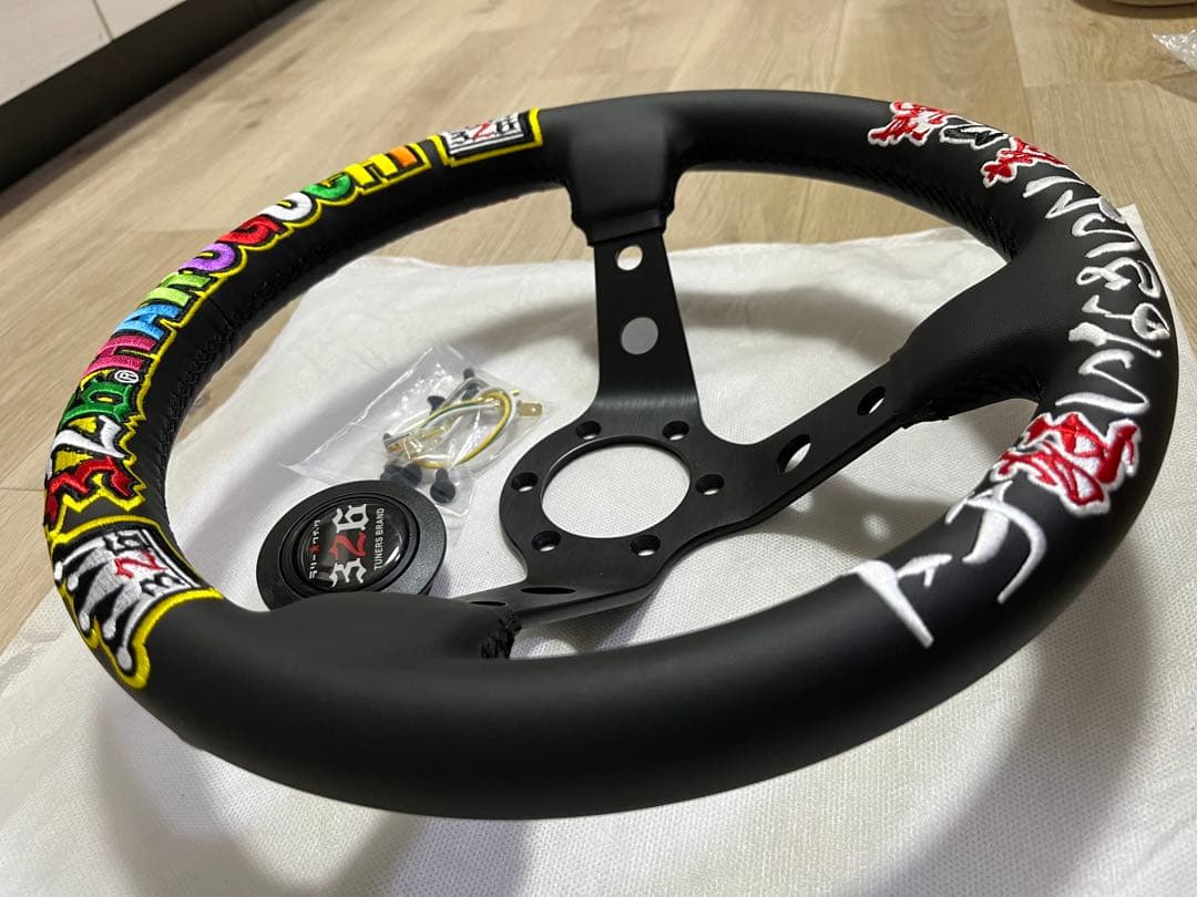 未使用【326 春口満 ラリークイック】ステアリング 32φ レザー