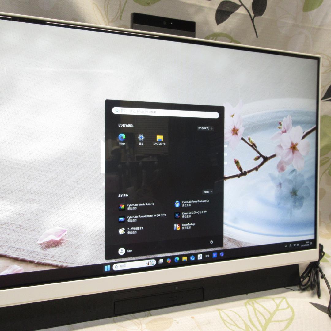 Win11公式サポート高性能8世代Corei5/メ16G/SSD+HDD/DVD