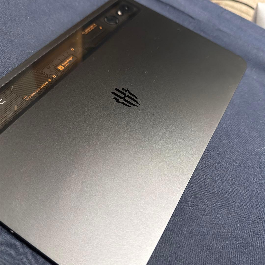 Redmagic Astra ブラック 12/256