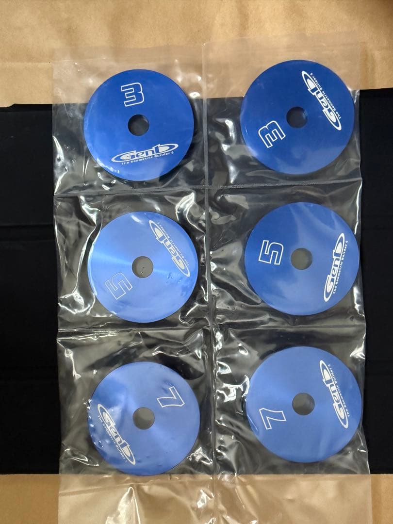 玄武　200系ハイエース　バンプ　アジャストプレート