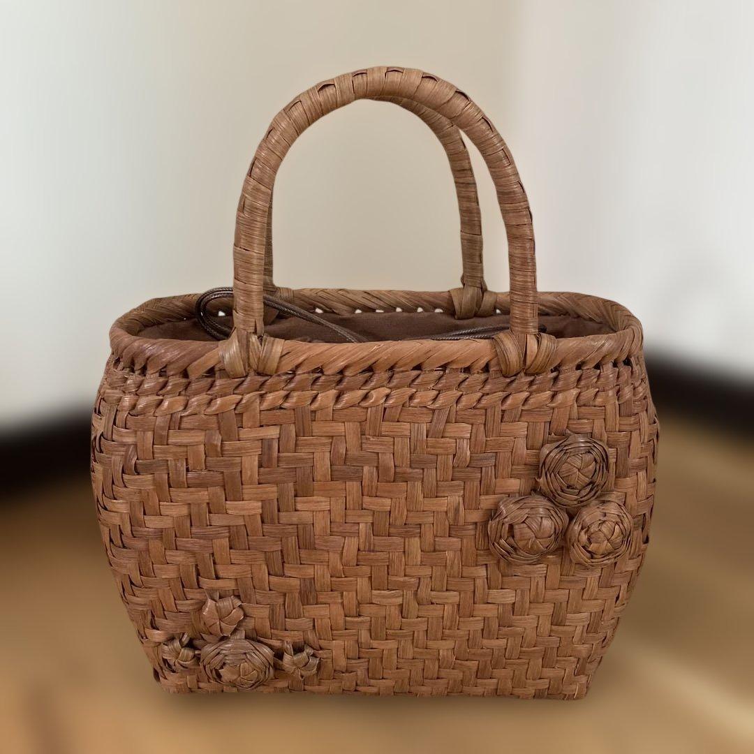 長野産　職人手編み山葡萄柄　山葡萄バック