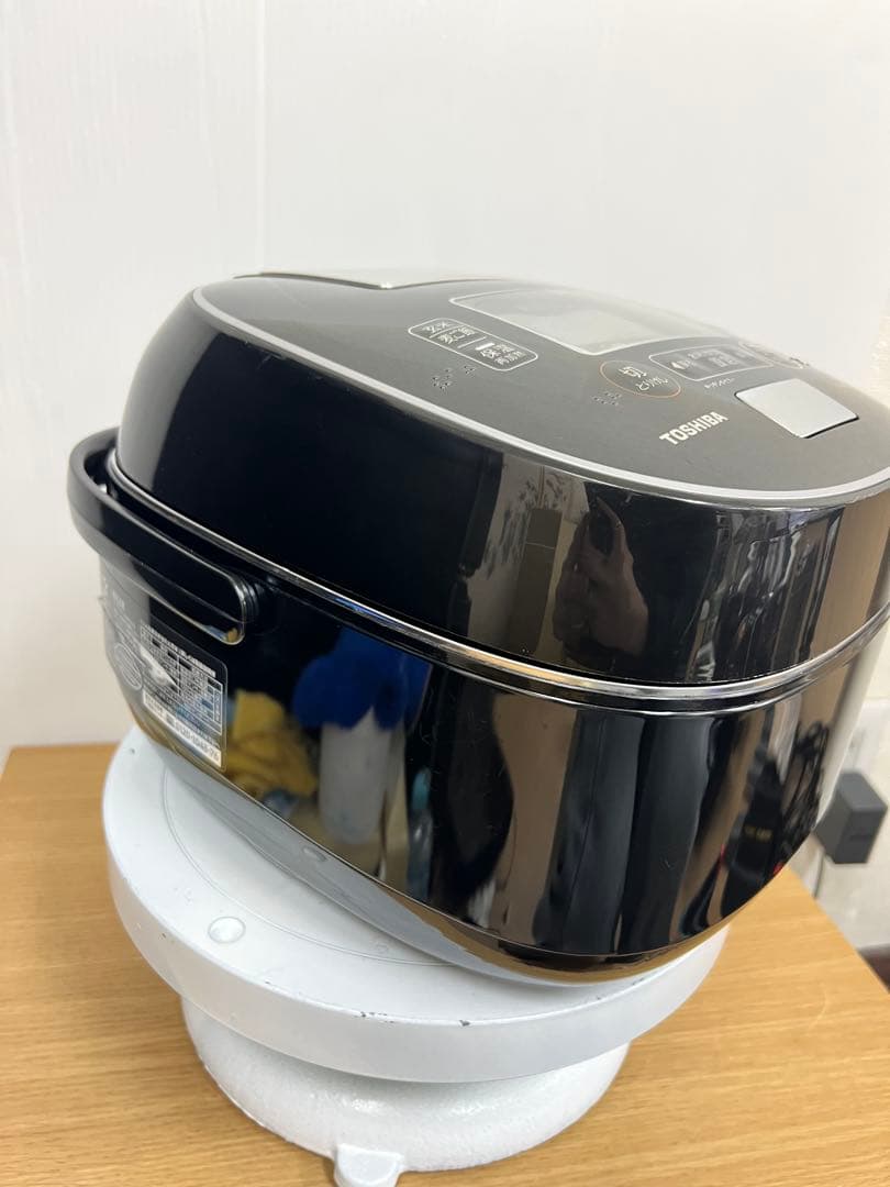 【TOSHIBA】真空圧力IH 炊飯器 RC-10VQM 1.0L 2018年製