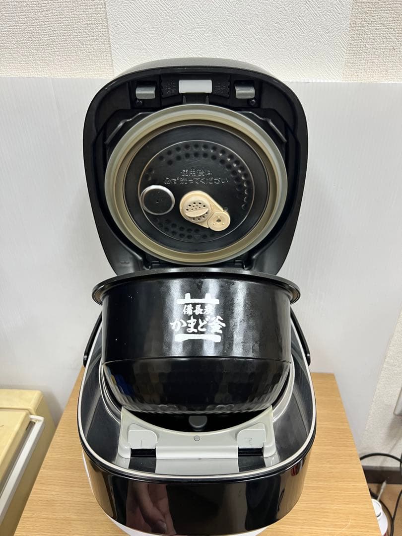 【TOSHIBA】真空圧力IH 炊飯器 RC-10VQM 1.0L 2018年製