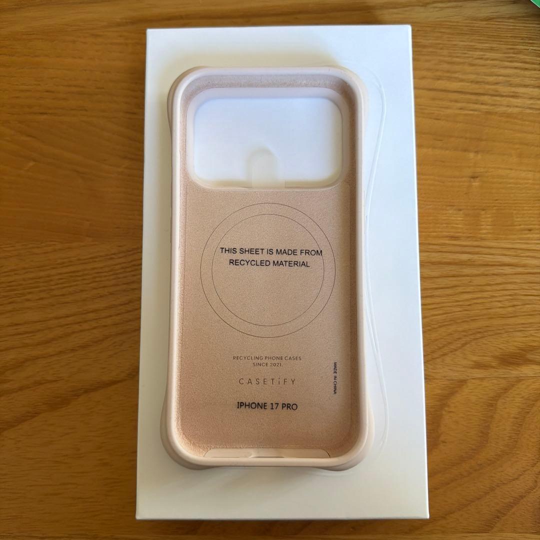 CASETiFY iPhone 17 Pro ケース オーツ　シリコン