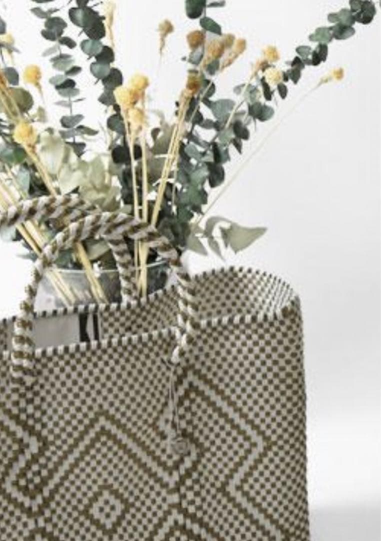 新品　OJO DE MEX オホデメックス　　　　　トートバック大 A4