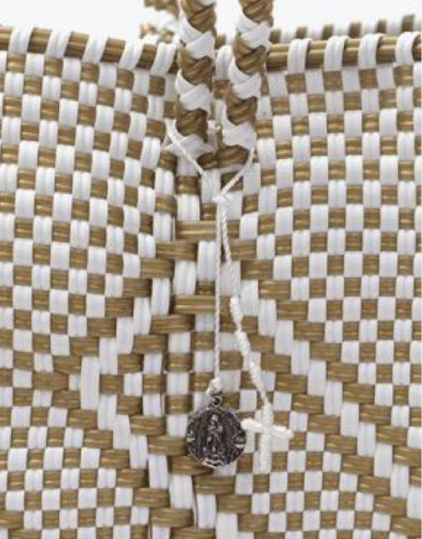 新品　OJO DE MEX オホデメックス　　　　　トートバック大 A4